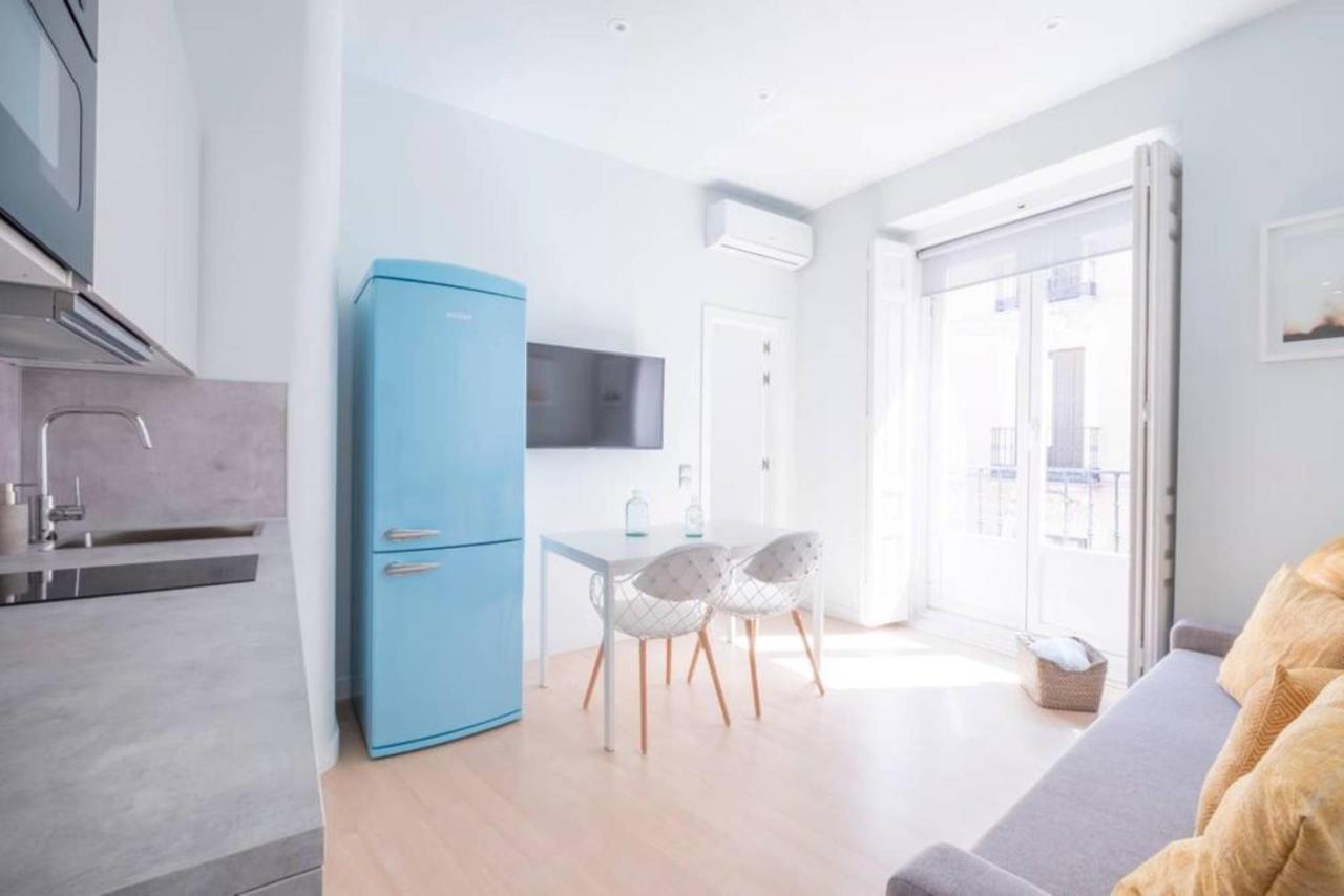 Апартаменти Apartamento Callao Мадрид Екстер'єр фото
